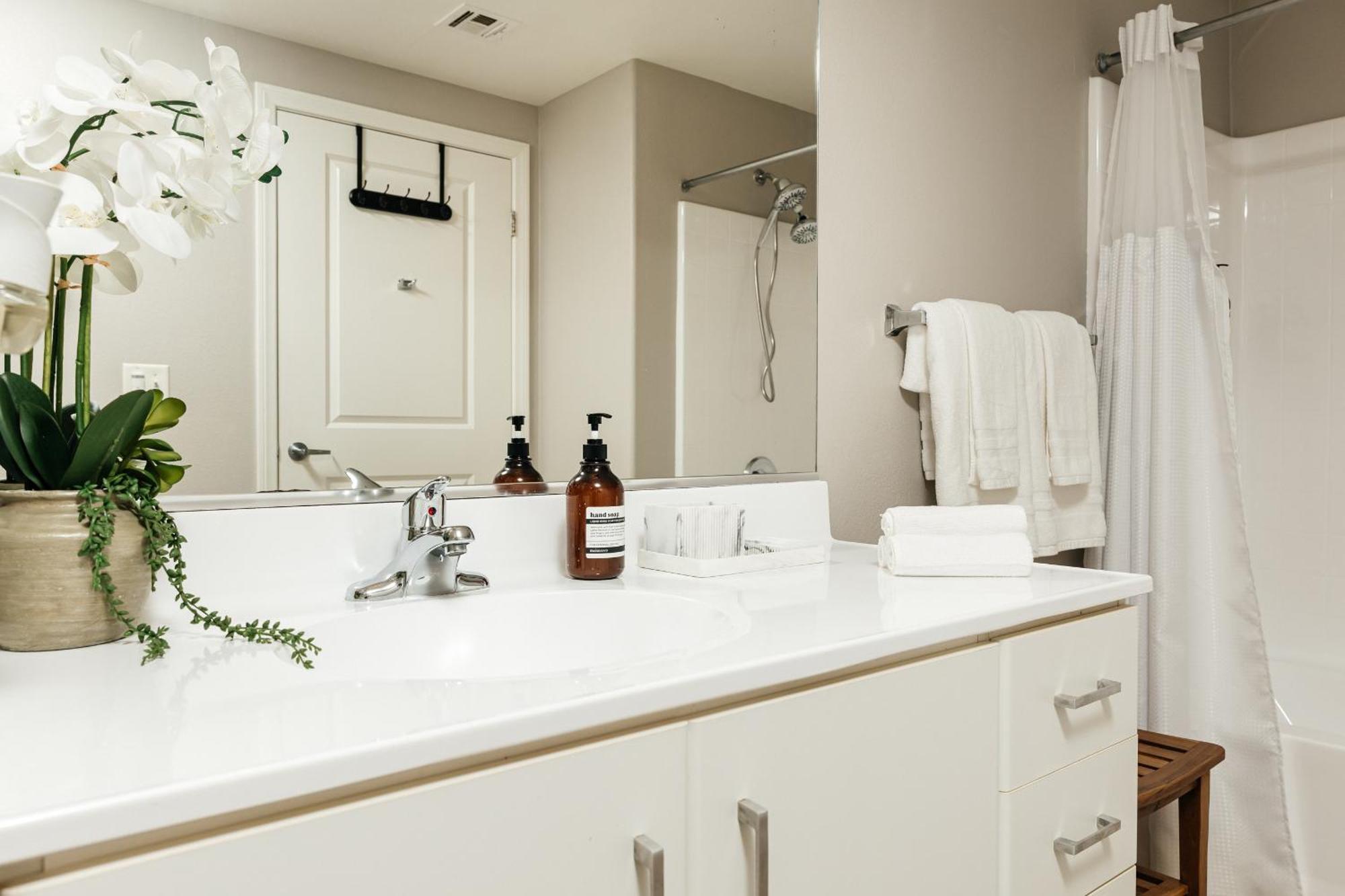 Elite 2bd In Miracle Mile * Los Angeles