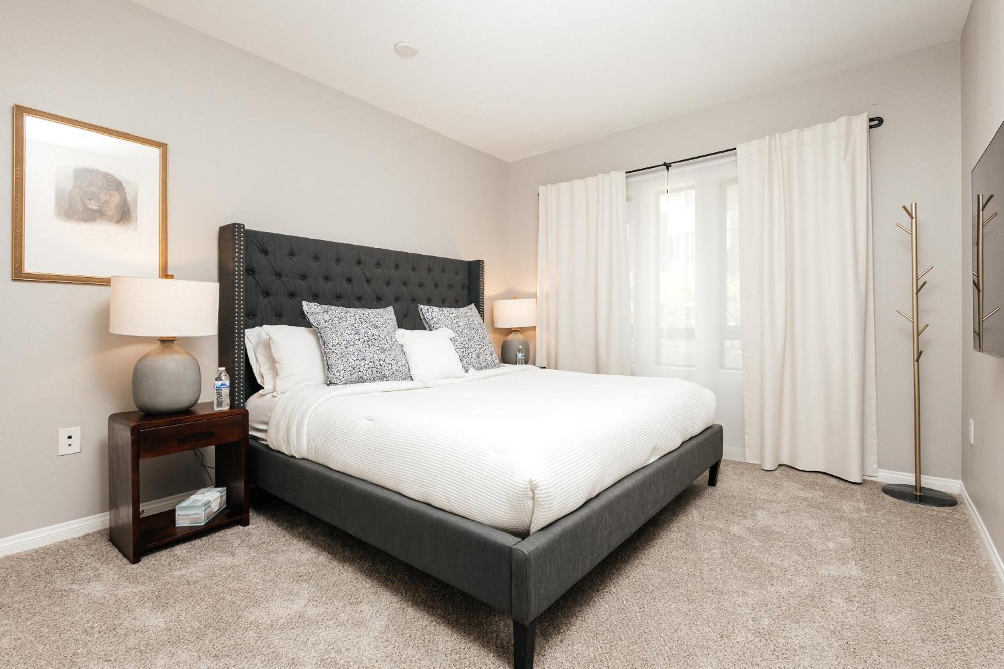 Elite 2bd In Miracle Mile Appartamento *